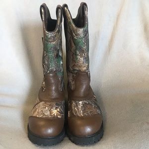 Game Winner hunting boots